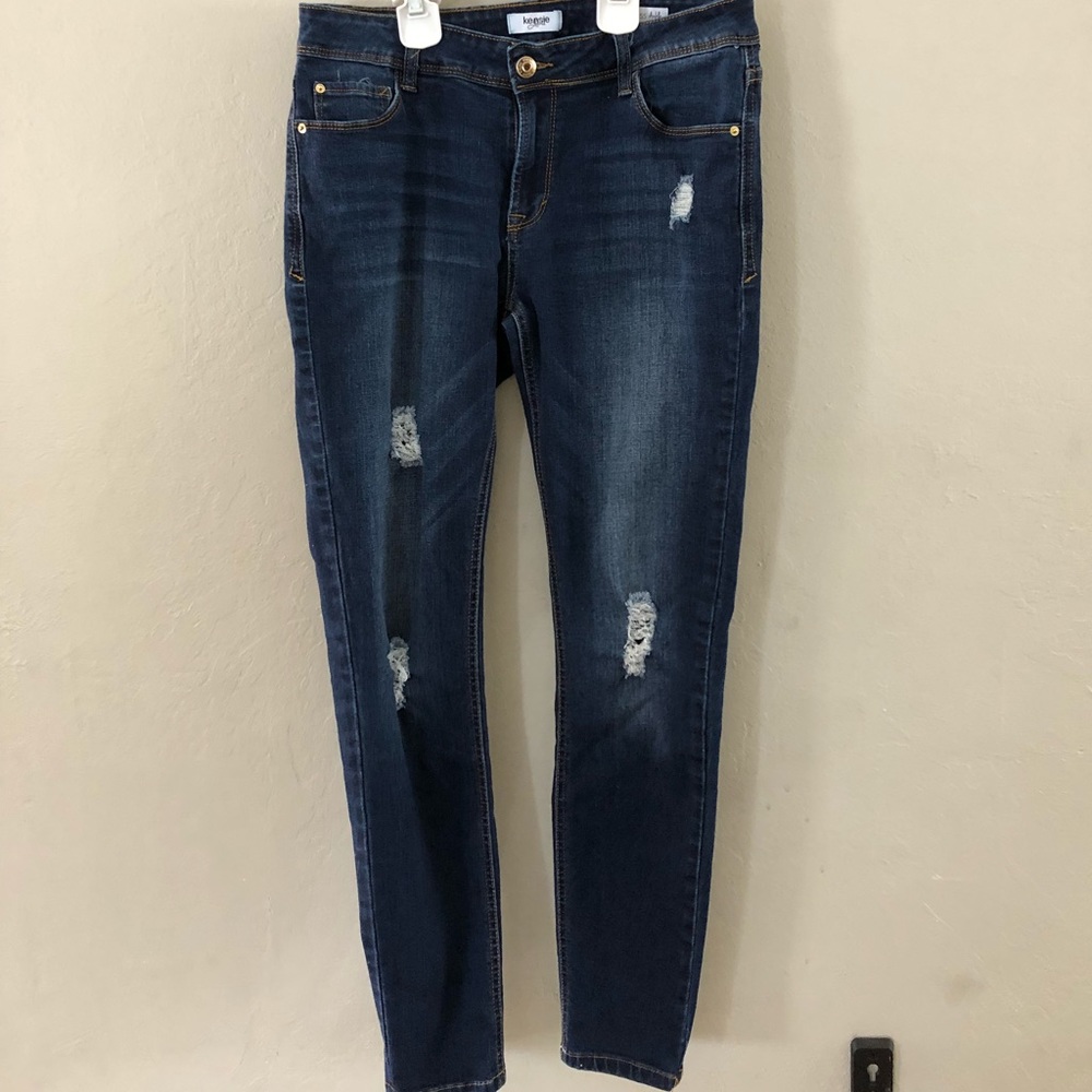 Distressed Jeans